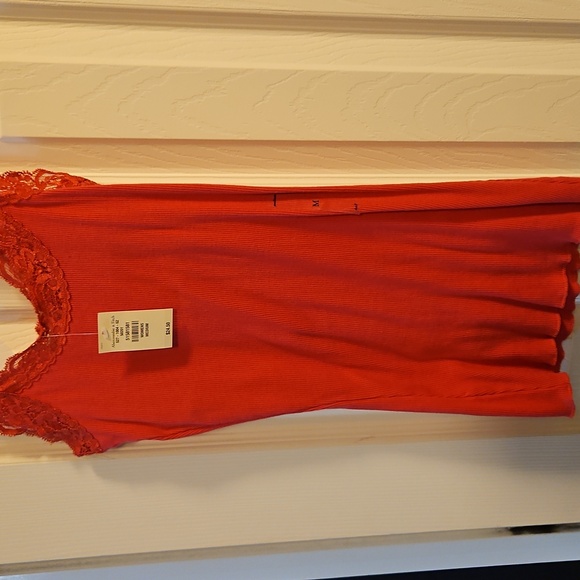 Two tank tops-one S Victoria's Secret and M Abercr - Picture 5 of 6